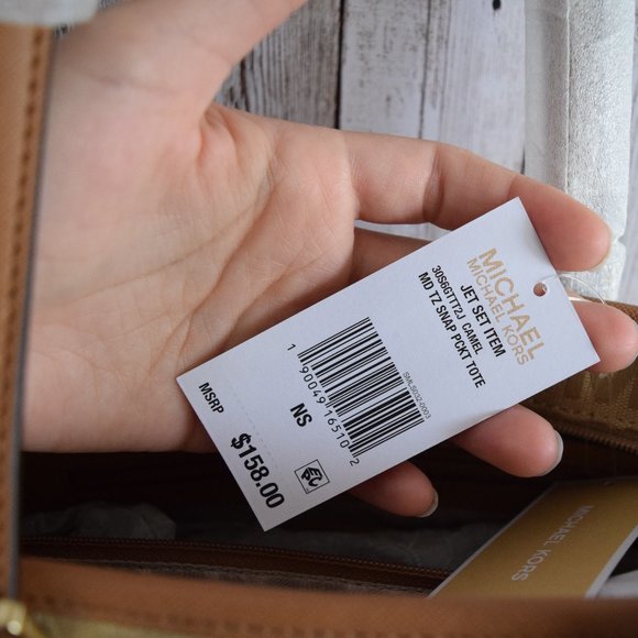 NWT Michael Kors Tote Purse Tech Friendly - Picture 6 of 6